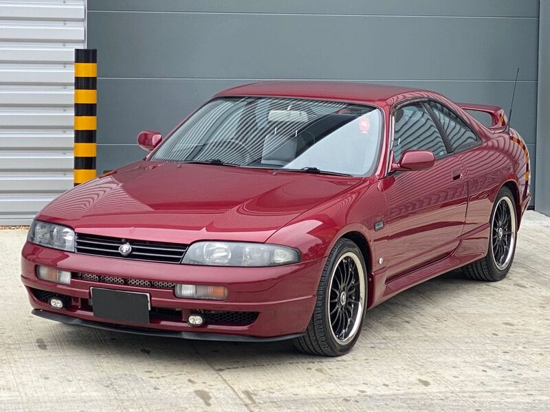 NISSAN SKYLINE