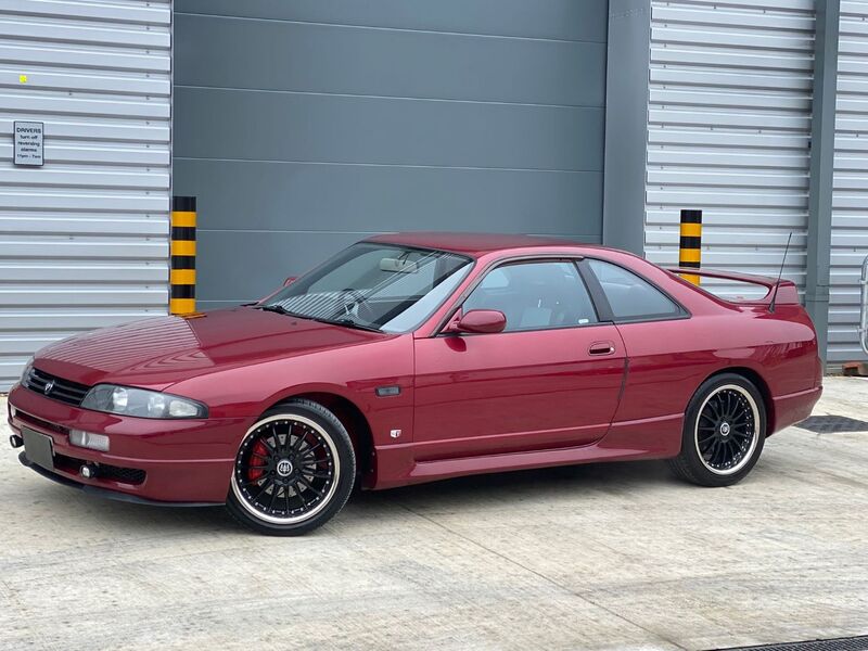 NISSAN SKYLINE