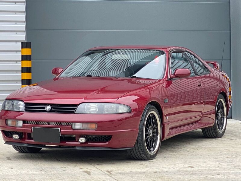 NISSAN SKYLINE