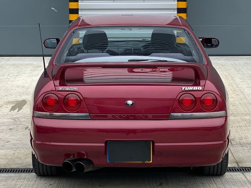 NISSAN SKYLINE