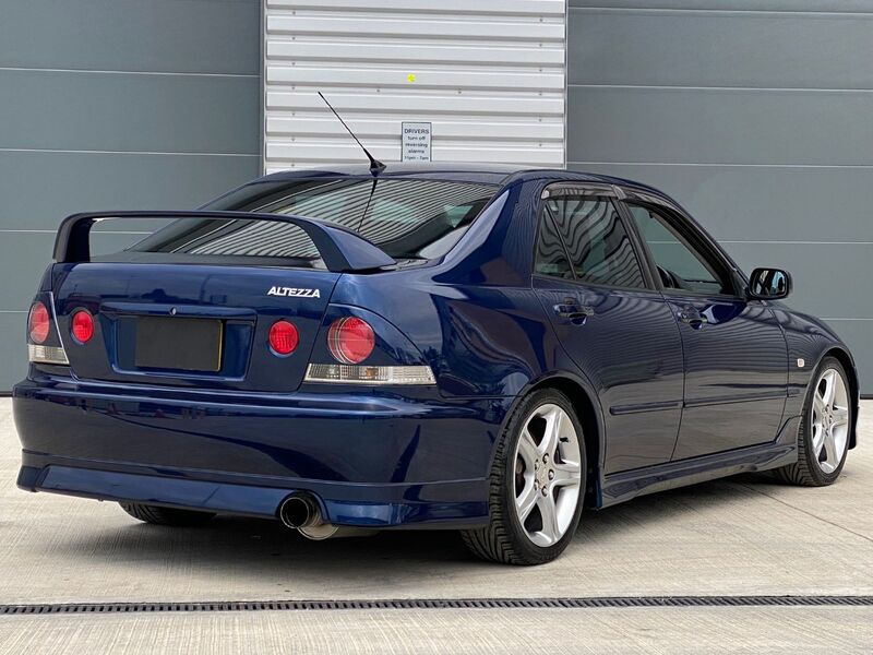 TOYOTA ALTEZZA