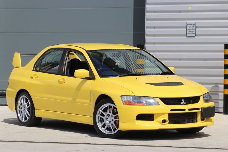 MITSUBISHI LANCER