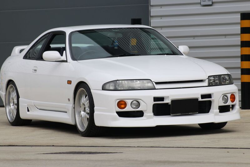 View NISSAN SKYLINE NISSAN SKYLINE R33 GTST R33 SPEC 2 SUPERB RUST FREE EXAMPLE