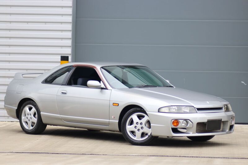 NISSAN SKYLINE